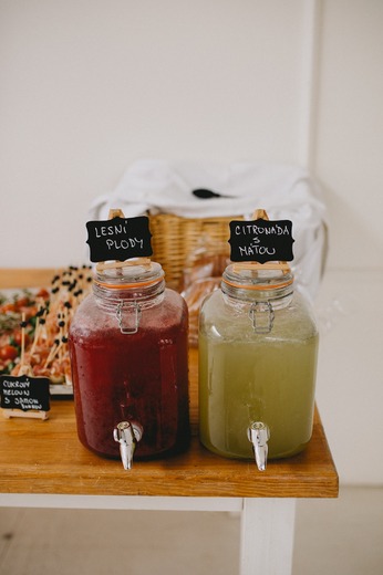 SVATEBNÍ CATERING .jpg